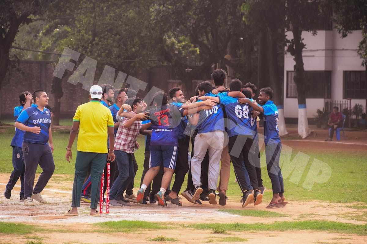 Cricket Fans